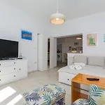 Bura Studio Apartman Apartment *