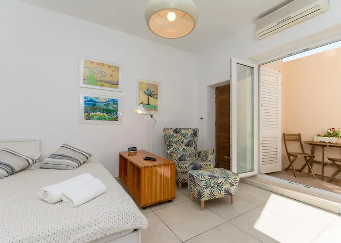 Bura Studio Apartman *